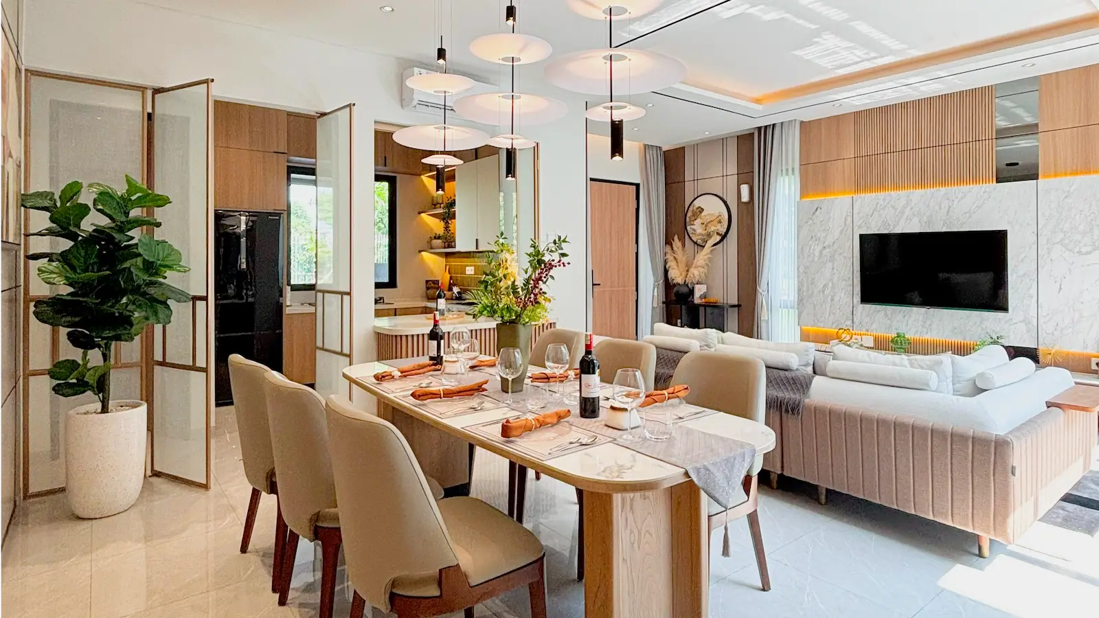 Citrus Signature Dining Room